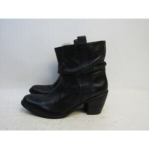 Matisse Womens Size 10 M Black Leather Ankle Fashion Boots Bootie